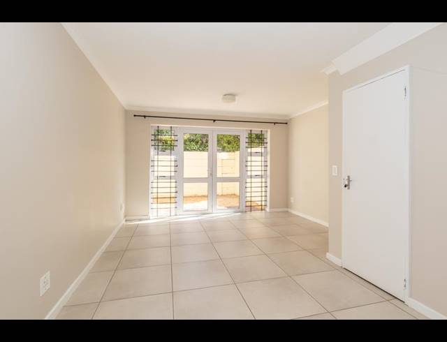 2 BEDROOM PROPERTY TO RENT IN HEATHFIELD